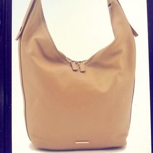 Authentic Gucci Leather Bag.